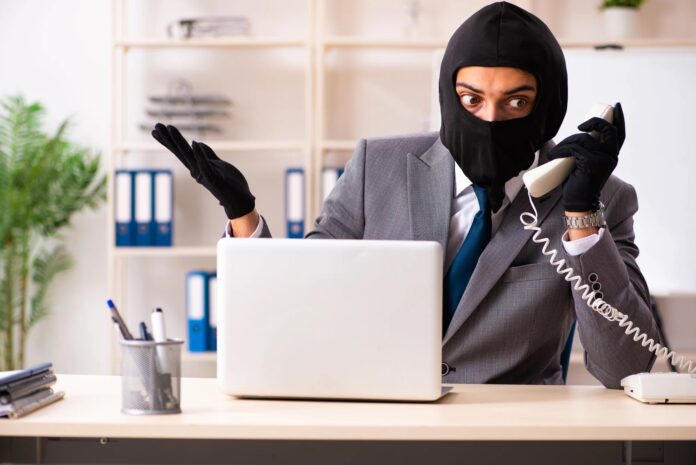 Fake Boss - мошенническая схема